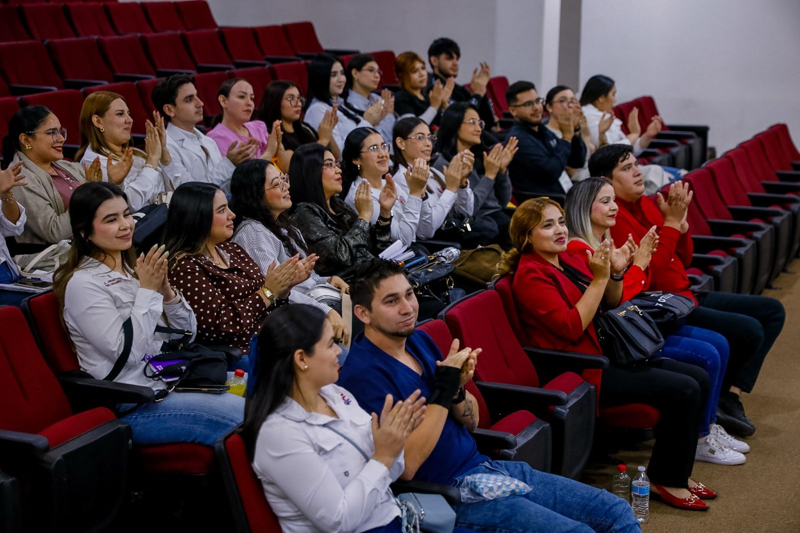 Ingrese una descripción para la imagen